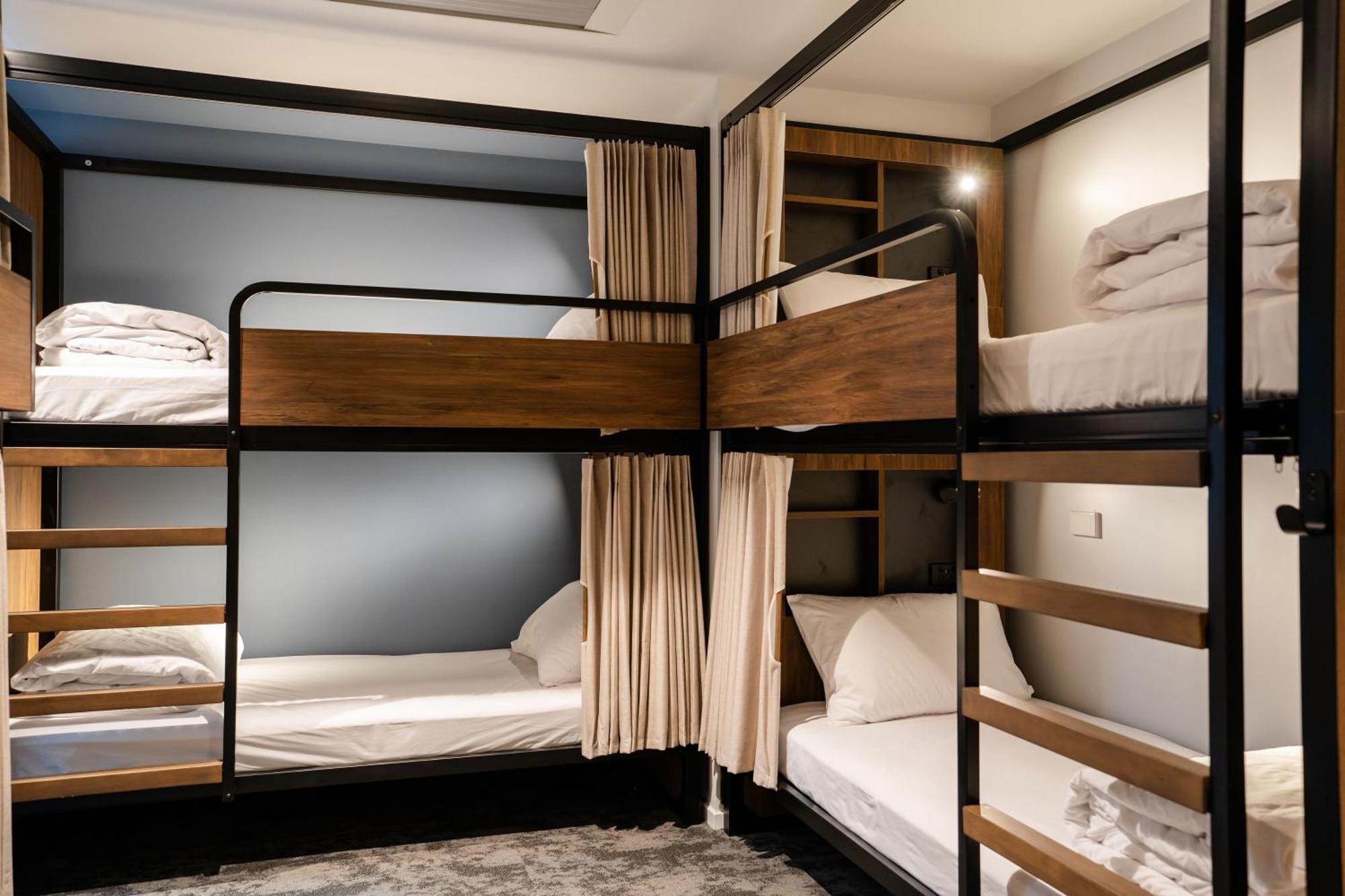 Haka House Rotorua Hostel Exterior photo A capsule hotel in Tokyo